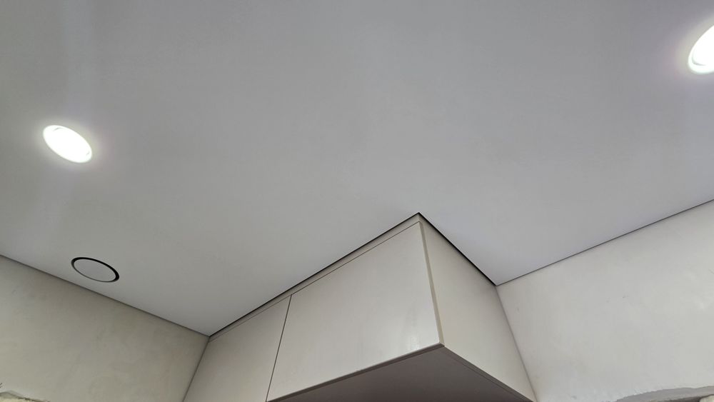 Натяжные потолки