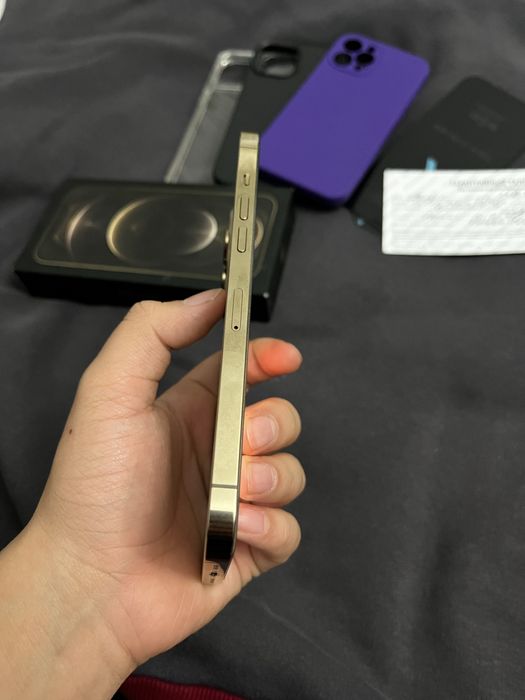 IPhone 12 pro max с гарантией