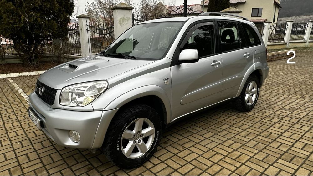 Toyota RAV4 foarte ingrijita !