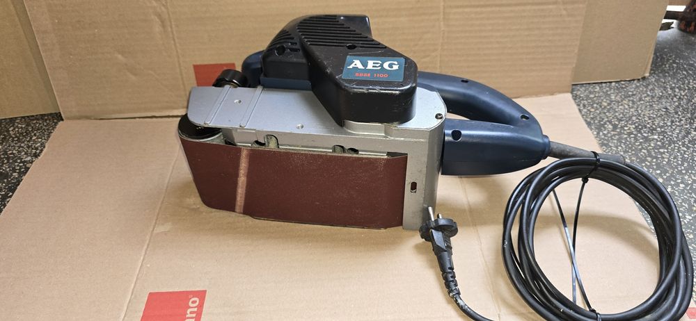 AEG HBSE 1100 slefuitor cu bandă Variator