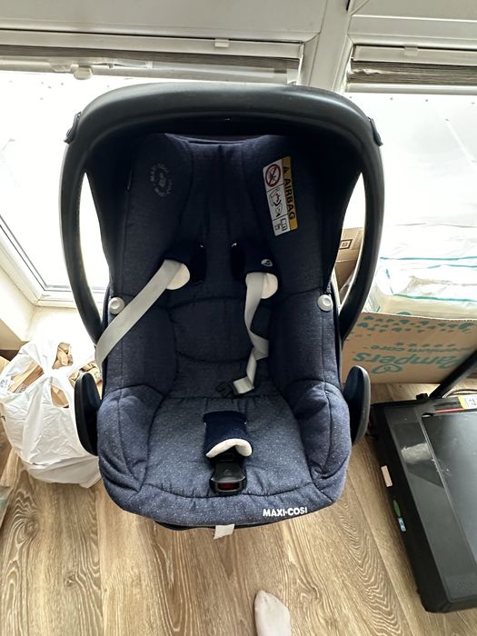 Maxi Cosi Pebble plus 0-15м, до 13 кг