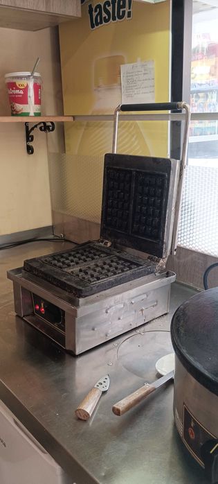 Гофретник Roller Grill