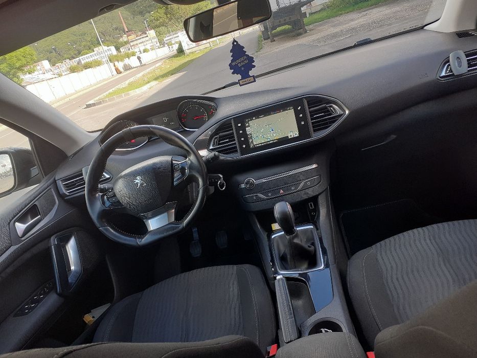 Peugeot 308.2015.euro6.1.2 benzina si GPL.stare f buna.VARIANTE + -