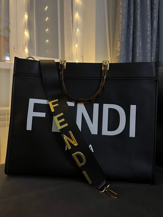 Сумка. Шоппер Fendi