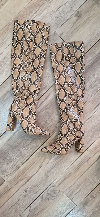 Дамски ботуши, тип чизми, 37 номер