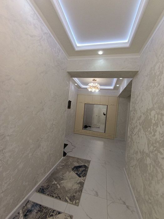 Сдаётся 2 ком кв по суточно Сергели метро 3 станция