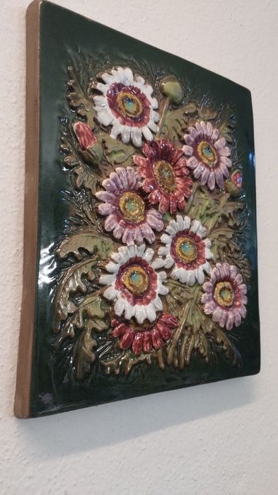 Чудесна шведска картина от керамика.