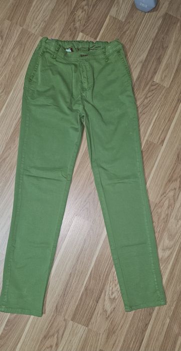 Pantaloni băieți mărimea 164 ( 14 ani)