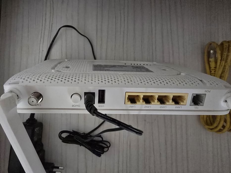 Router  digi Huawei HG8147X6 GPON