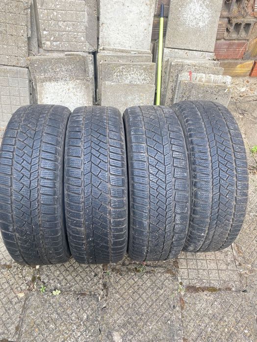 Продавам гуми ContiWinterContact TS 830 P 205/55 R18