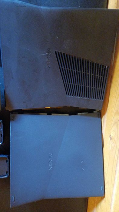 Dezmembrez xbox 360 Slim / E