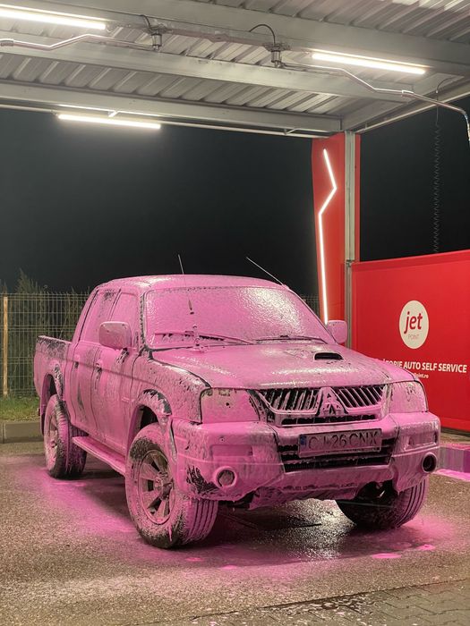 Mitsubishi l200 de vanzare 2005