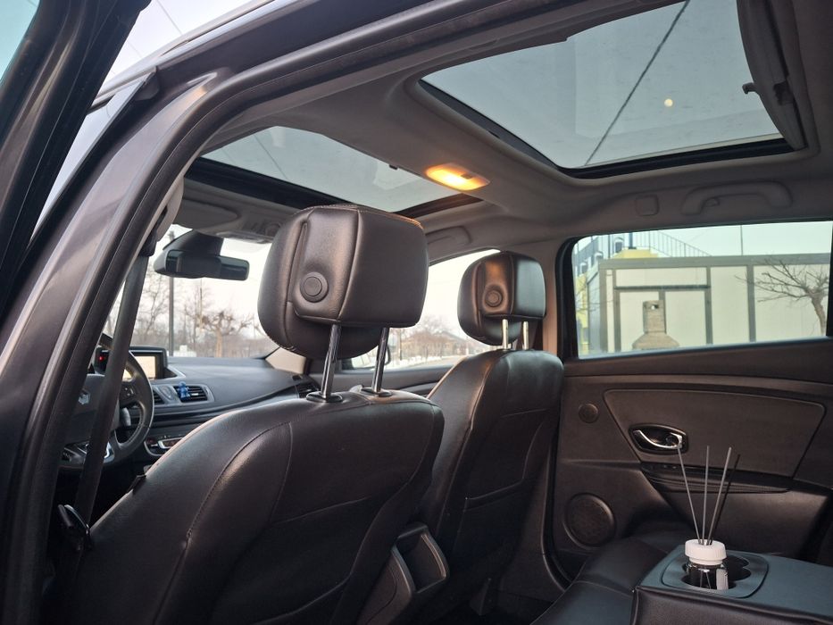 Renault megane # xenon,#panoramic#,pilele#