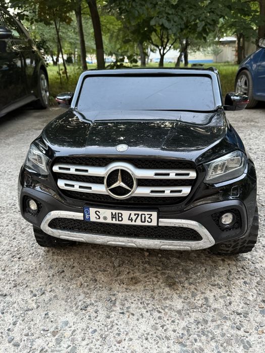 Mercedes X-Class двуместен