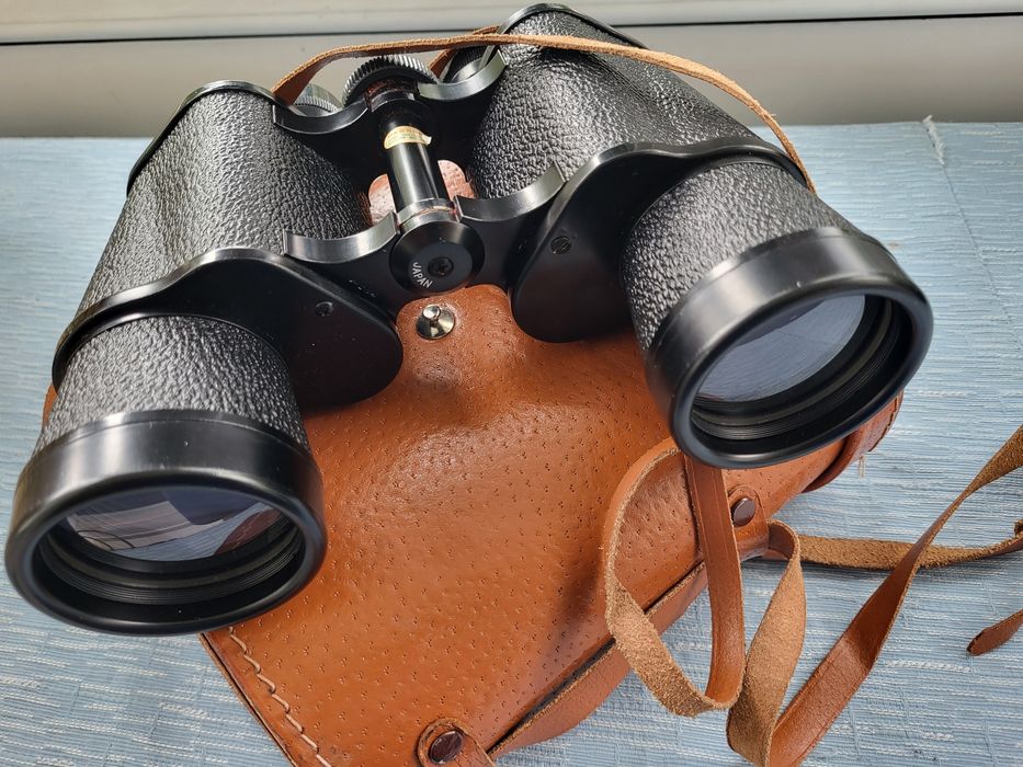Binoclu ZENITH 10×50 nou