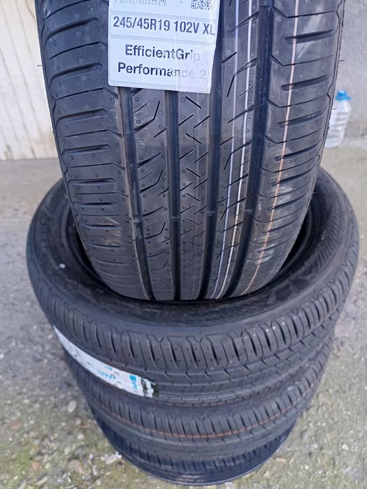 Нови летни гуми Good Year 245/4519цола