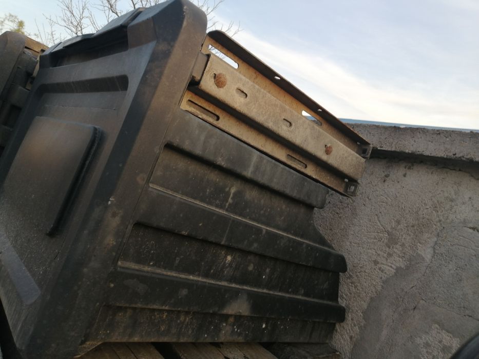 Lada pus scule remorca camion