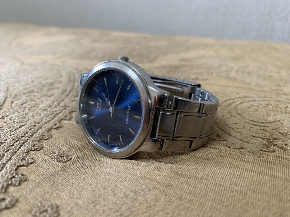Наручные часы Casio