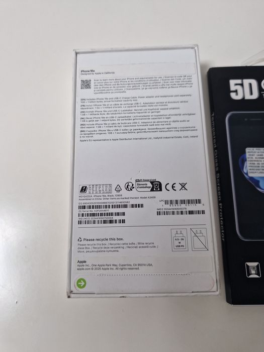 Vand Iphone 16e - sigilat - cadou folie