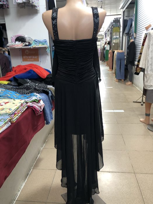 Продам вечерние платья