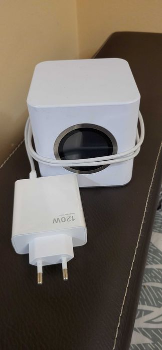 Router wireless cu MeshPoint Ubiquiti AmpliFi HD AFi-HD, 450 Mbps1300 Mbps, 2.4  5 GHz, 5 porturi, ecran tactil fuctional