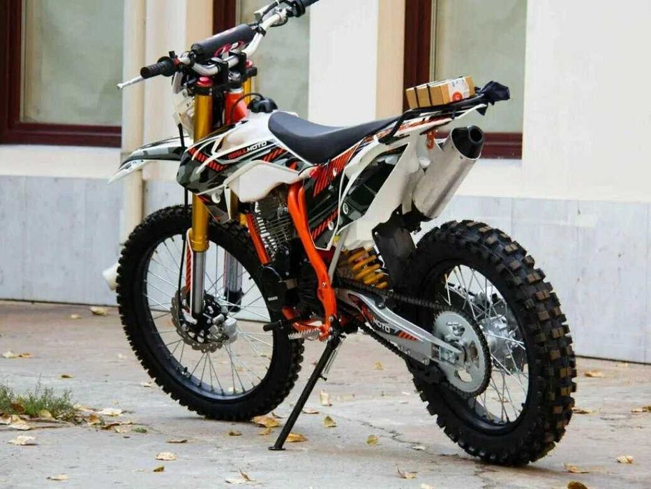Мотоцикл Regulmoto Athlete 250 21/18