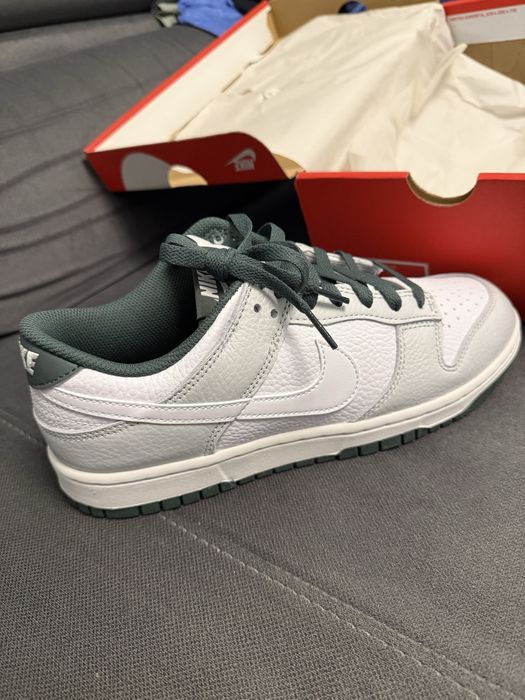 Sneakers/Adidasi Nike Dunk Low Retro SE, marime 42.5