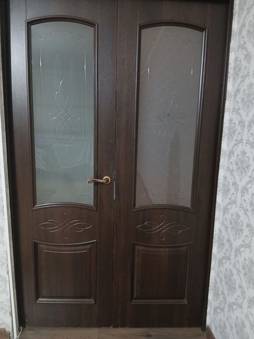 Продам двери.    .