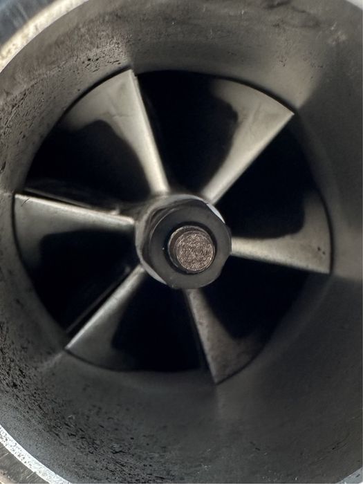 Turbo / Turbina Audi A4 A5 A6 Q5 : 2.0 TDI CGL, 03L145701E