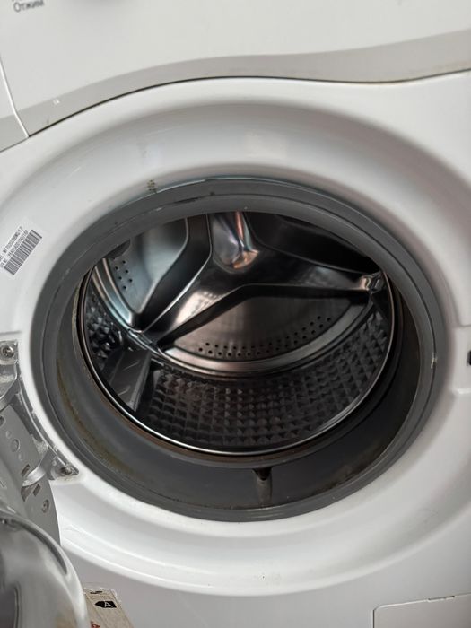 Продам стиральную машинку