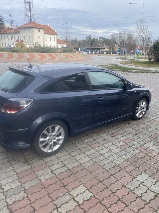 Opel astra gtc masina in buna stare de functionare atat estetic cat si