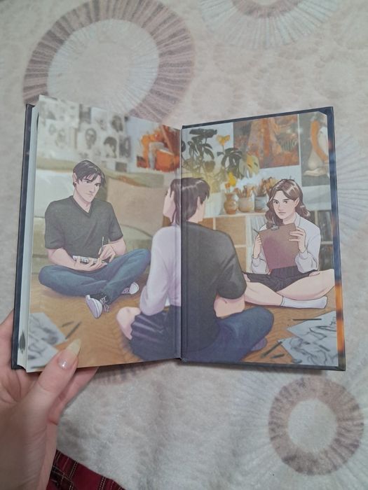 Продаю книгу «В ореоле тьмы»