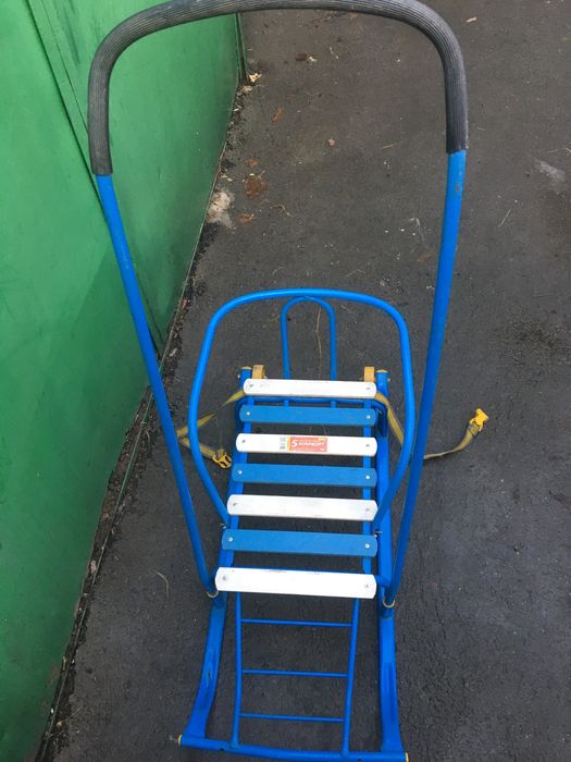 Срочно продам детские санки