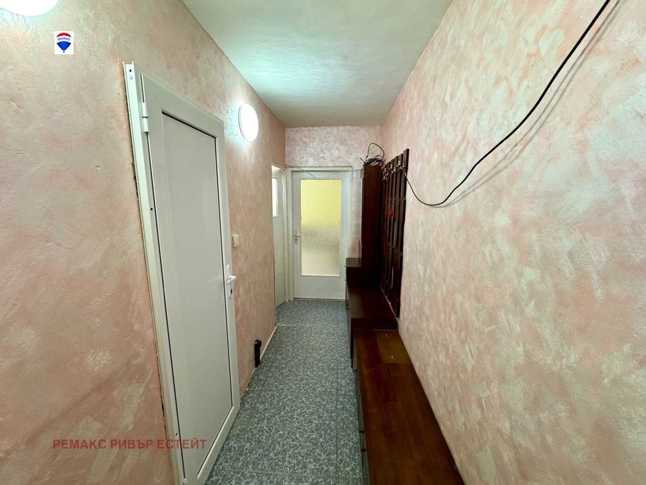 Дава се под наем Едностаен апартамент в Русе, Родина 2 - 42 кв.м за 229.5 € - Снимка #10