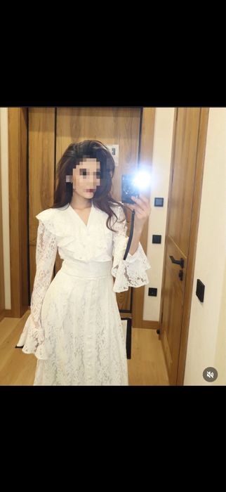 Элегантное белое платье