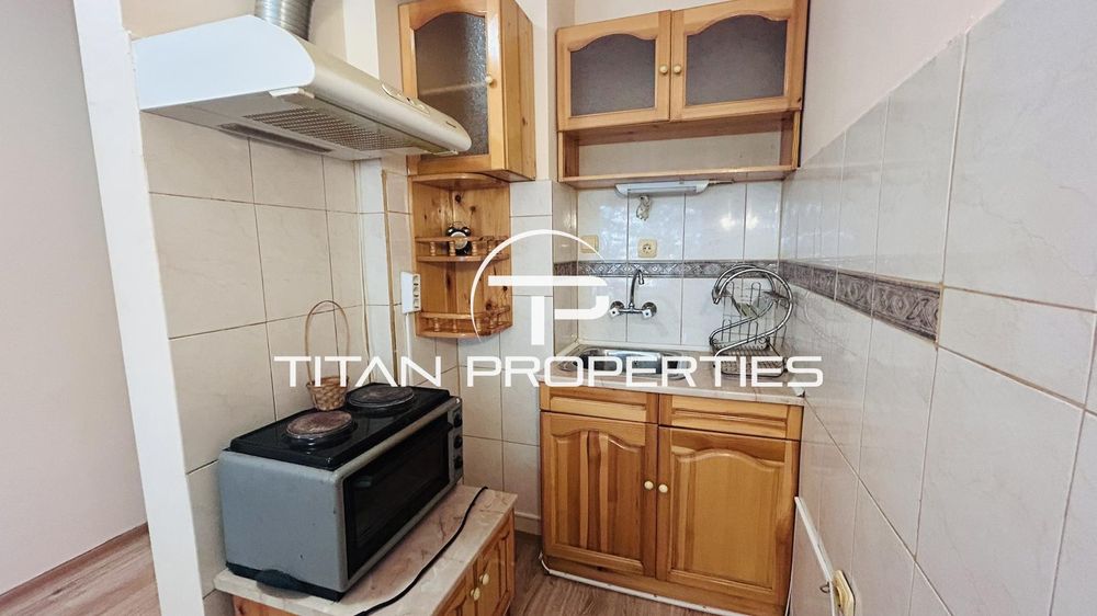 Дава се под наем Двустаен апартамент в Бургас, Възраждане - 55 кв.м за 357 € - Снимка #1