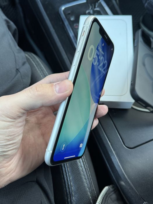 iPhone 11 128Gb в отличном состоянии