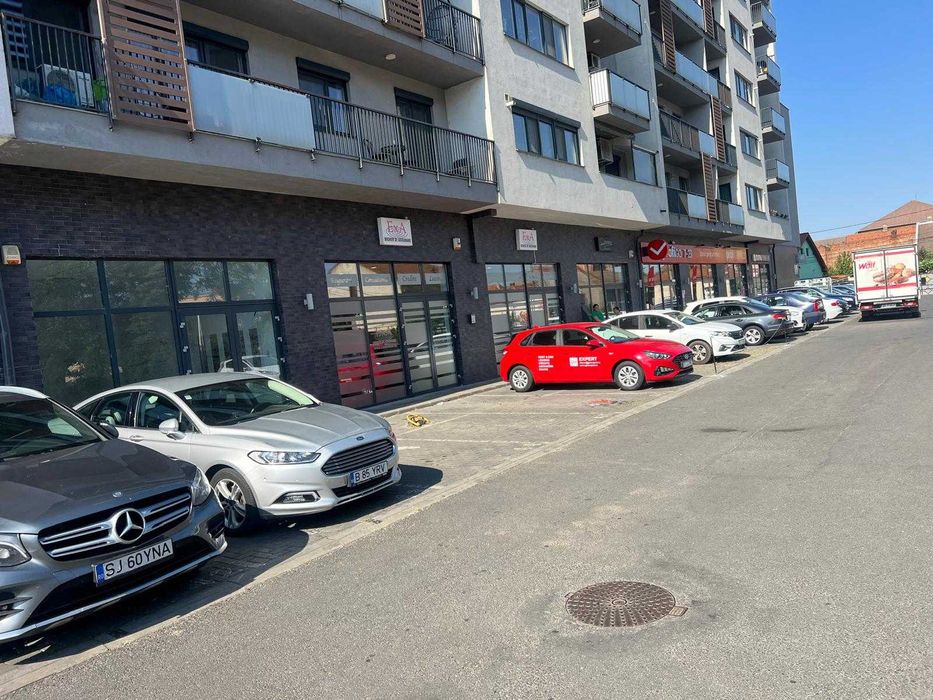 Inchiriez spatiu comercial in Oradea, Strada Evreilor Deportati