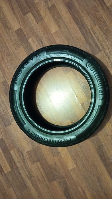 4 anvelope Continental  vara 215/55/18 DOT1019