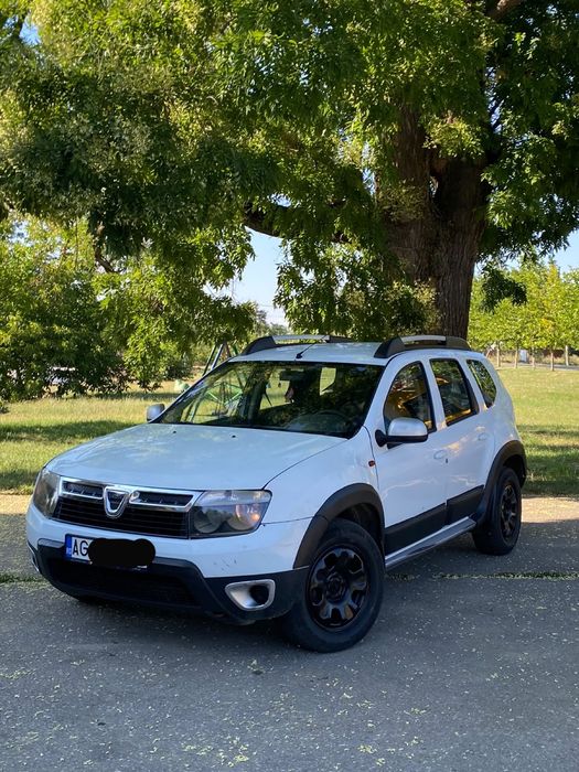 Vand Dacia Duster 2011 - 1.5 dci 90 CP  4WD- 4x4