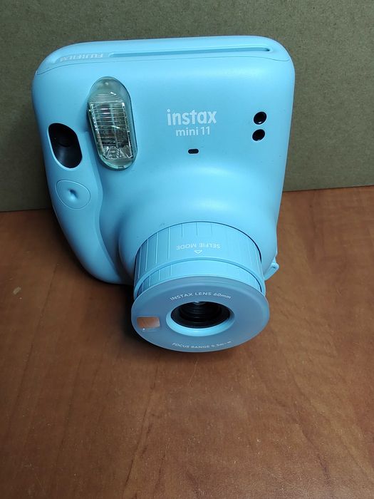Aparat foto instant FUJIFILM Instax Mini 11 cu husa de transport