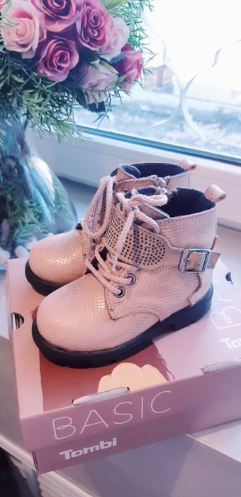 Сапожки-ботинки для девочек 21р