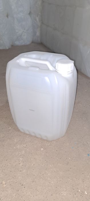 Пластиковые канистры