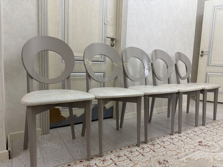 Кухонные стулья, хорошего качества