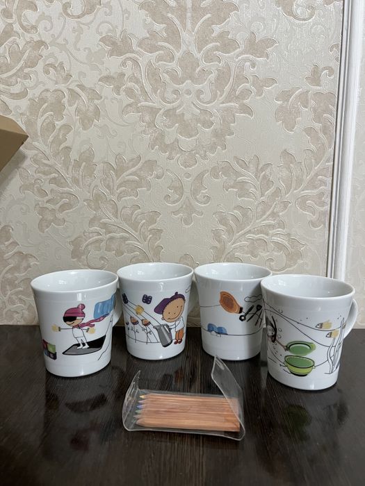 Фарфоровые детские кружки Tupperware