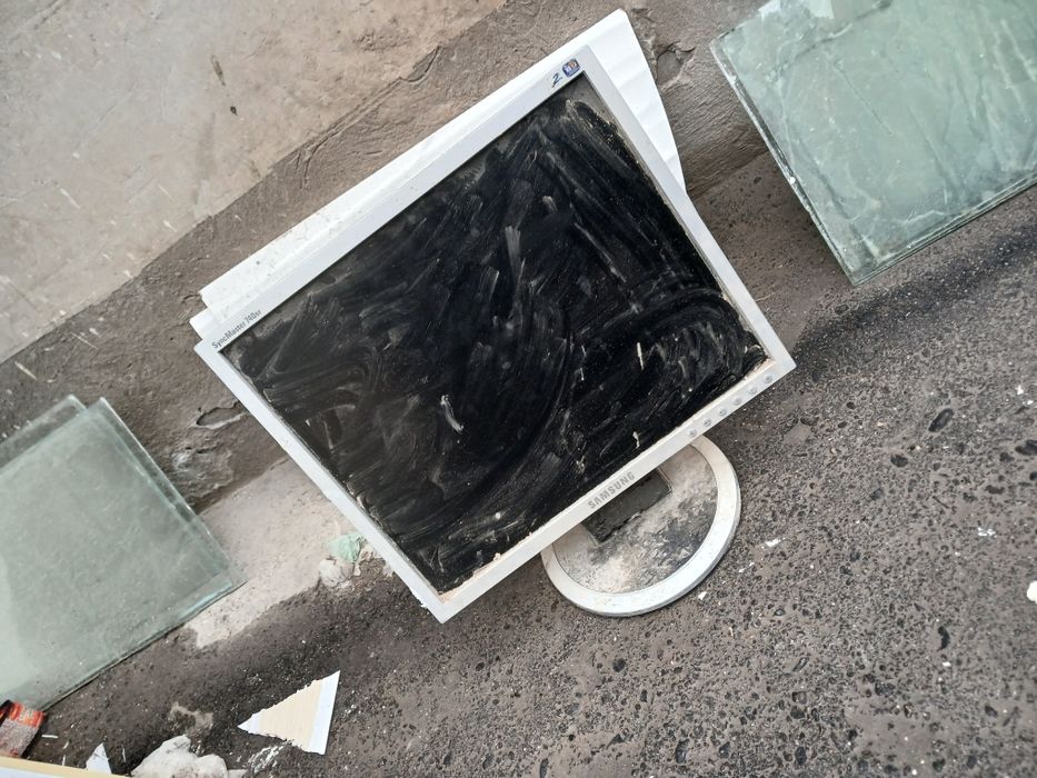 Manitor Samsung 2000