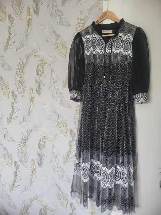 Vând rochie elegantă