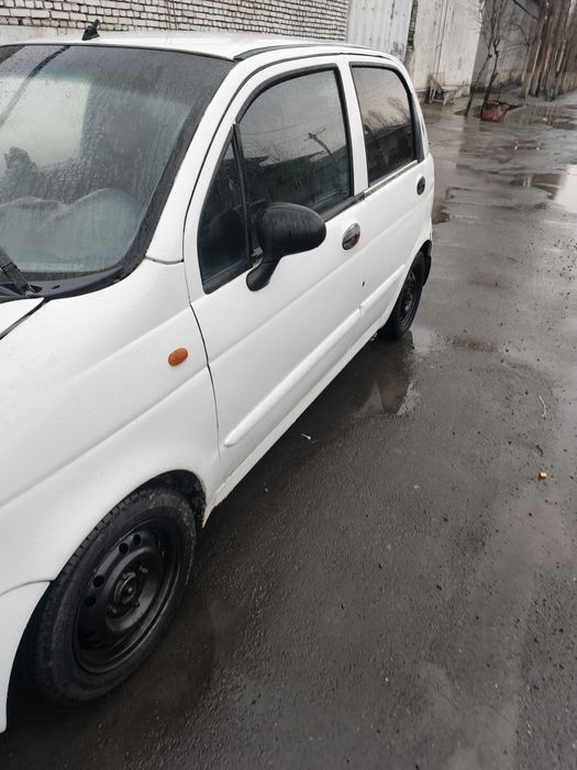 .Матиз    2005. holati yaxshi газ бор. Матор янги клнган   генбор