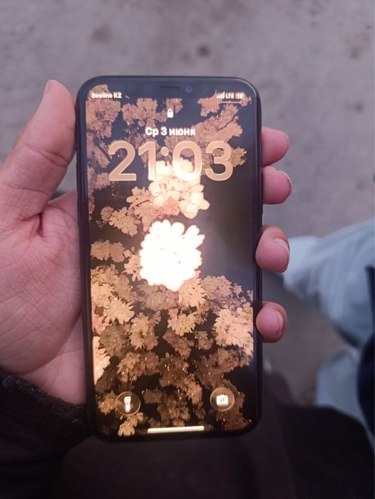 Продам или обменяю айфон 11 про