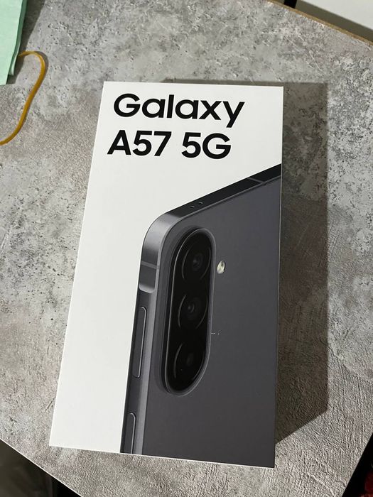 Продаю Samsung Galaxy A57 в отличном состоянии
